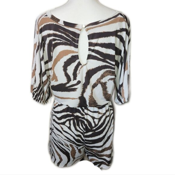 Venus Cream & Brown Zebra Print V-neck Short Sleeved Romper, S - Picture 6 of 10